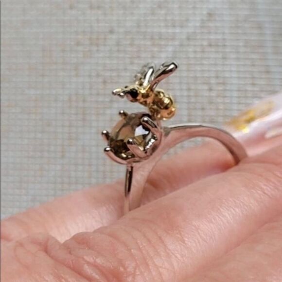 New Cite Delicate Bee Holding Zircon Silver Open Ring - Picture 4 of 10